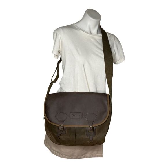 BARBOUR Wax Leather Tarras Bag Brown Messenger Bag Adjustable Strap UNISEX - Picture 1 of 7